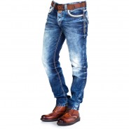 Preisvergleich für Hosen: CIPO & BAXX Jeanshose mit rockigen Waschungen in Straight Fit, Blue, W36/L32
