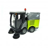 Preisvergleich für Autos: Siku 2936 Kehrmaschine grün/grau Maßstab 1:50