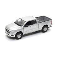 Preisvergleich für Autos: Welly 24104 Dodge RAM 1500 silber 2019 Maßstab ca. 1:27 Modellauto