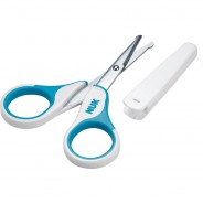Preisvergleich für Pflege: NUK Baby Nagelschere, sicher und präzise, die Nagelpflege von Babys, inkl. Schutzkappe, blau  Kinder