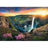 Preisvergleich für Puzzle: Trefl Háifoss Waterfall, Iceland 2000 Teile Puzzle Trefl-27091