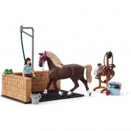 Preisvergleich für Sammel & Spielfiguren: Schleich Horse Club 42438 Waschplatz mit Schleich Horse Club Emily & Luna